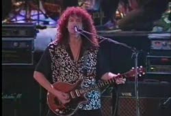 Brian May, Joe Satriani & Steve Vai - Tie Your Mother Down