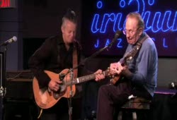 Tommy Emmanuel & Les Paul Live in NYC