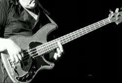 Stuart Hamm live in Paris - bass solo