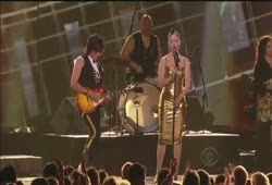 Jeff Beck & Immelda May at the 52nd Grammys 2010