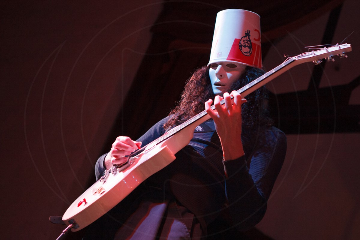 Buckethead