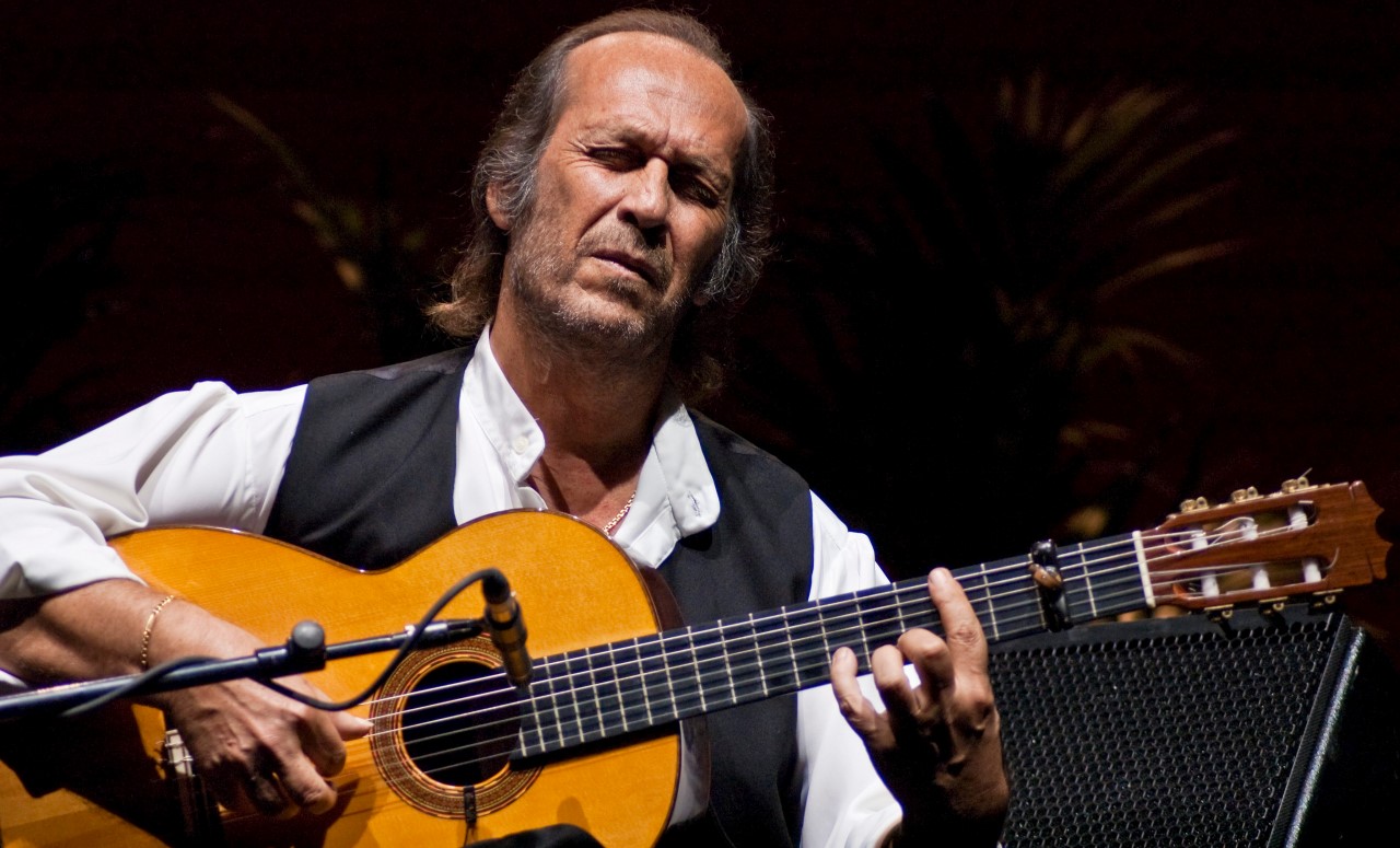 Paco de Lucia biography videos on Veojam
