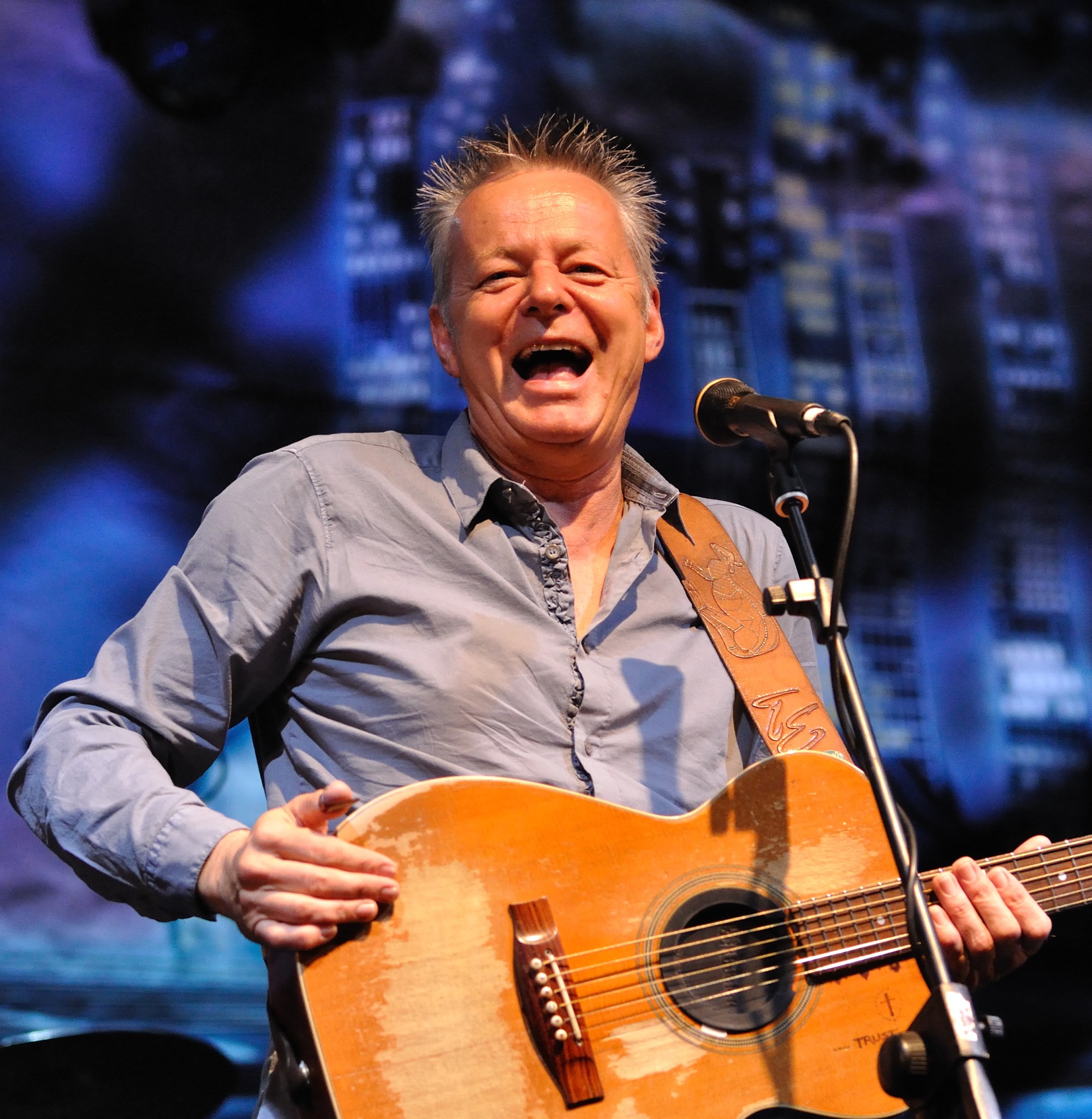 tommy emmanuel