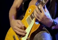 Whitesnake - Doug Aldrich Guitar Solo (HD)