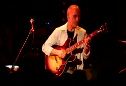 Larry Carlton - Josie HD