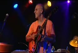 Larry Carlton Live Paris 2004 Part 2