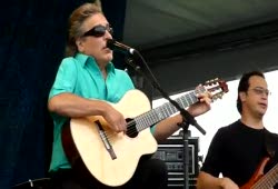 Jose Feliciano plays Billy Jean (Michael Jackson)