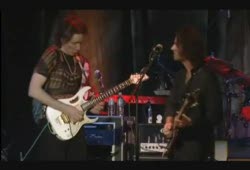 Steve Vai vs Dweezil Zappa