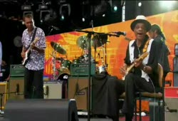 Crossroads 2010 - Hubert Sumlin  & Robert Cray - Killing Floor