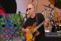 Crossroads Guitar Festival HD - Larry Carlton - Josie