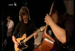 Mike Stern & Chris Minh Doky - Mr. P.C