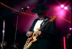 Stevie Ray Vaughan - Superstition