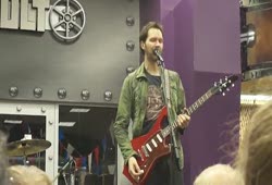 Paul Gilbert Rocks at Guitar Center