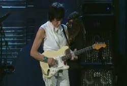 Jeff Beck & Jimmy Page sharing stage 2009