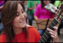 Berta Rojas - classical guitar virtuoso from Paraguay