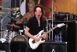 Steve Vai at Crossroads 2004