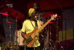 Richard Bona - Teen Town (Jaco Pastorius)