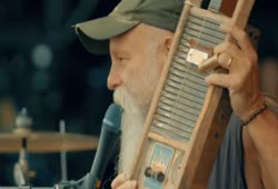 Seasick Steve - Can You Cook on one string
