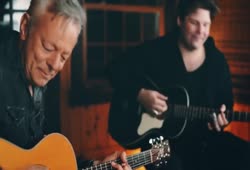 Tommy Emmanuel - (Sittin' On) The Dock Of The Bay