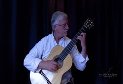 Bach Prelude BWV 924 for classical guitar