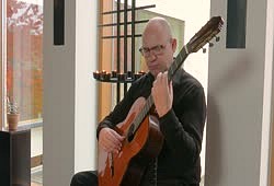 The Alma composed by Nutavut Ratanakarn - played by Finn Elias Svit.