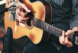 Tommy Emmanuel - Stay Close To Me