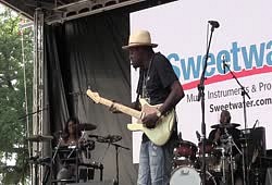 Eric Gales  live at the 2019 DIGF